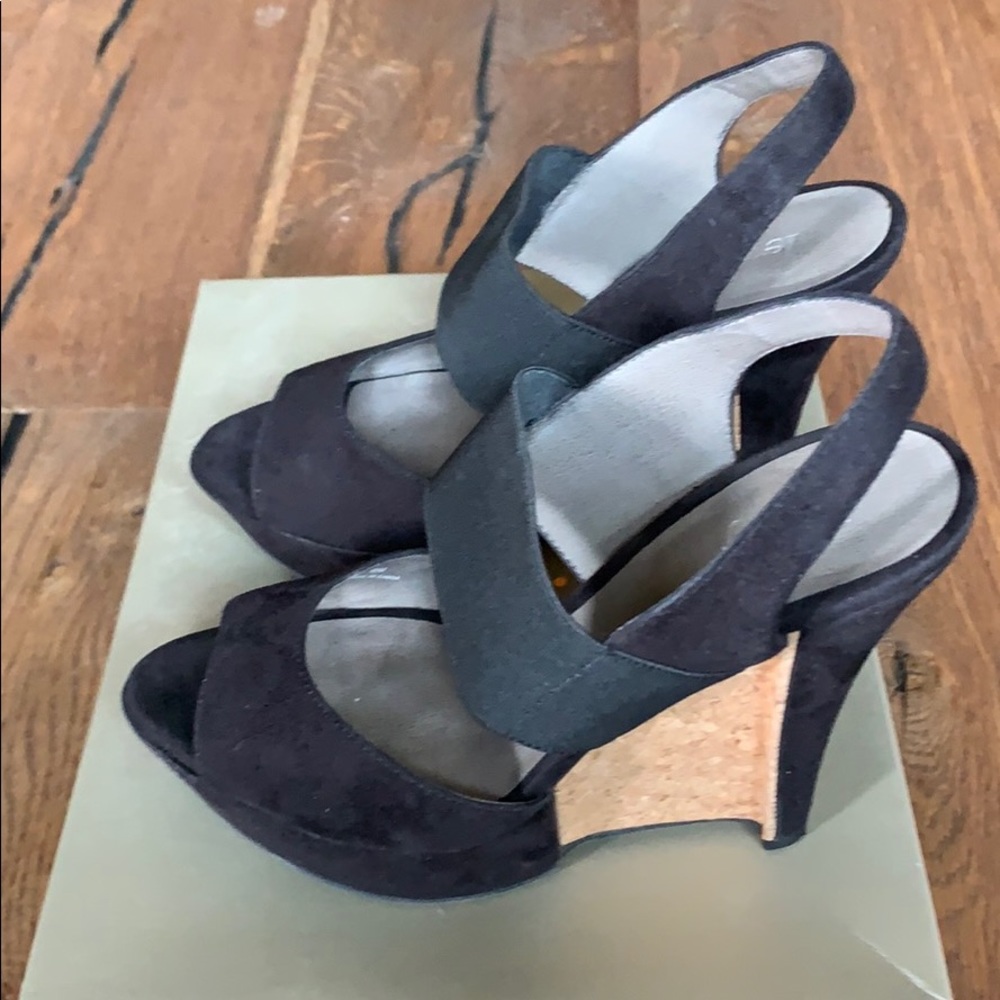 LEVITY “Waldorf” Black Sandal Heels